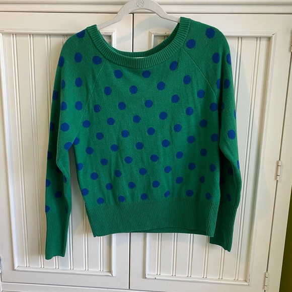 Gap Sweater. - Picture 1 of 3